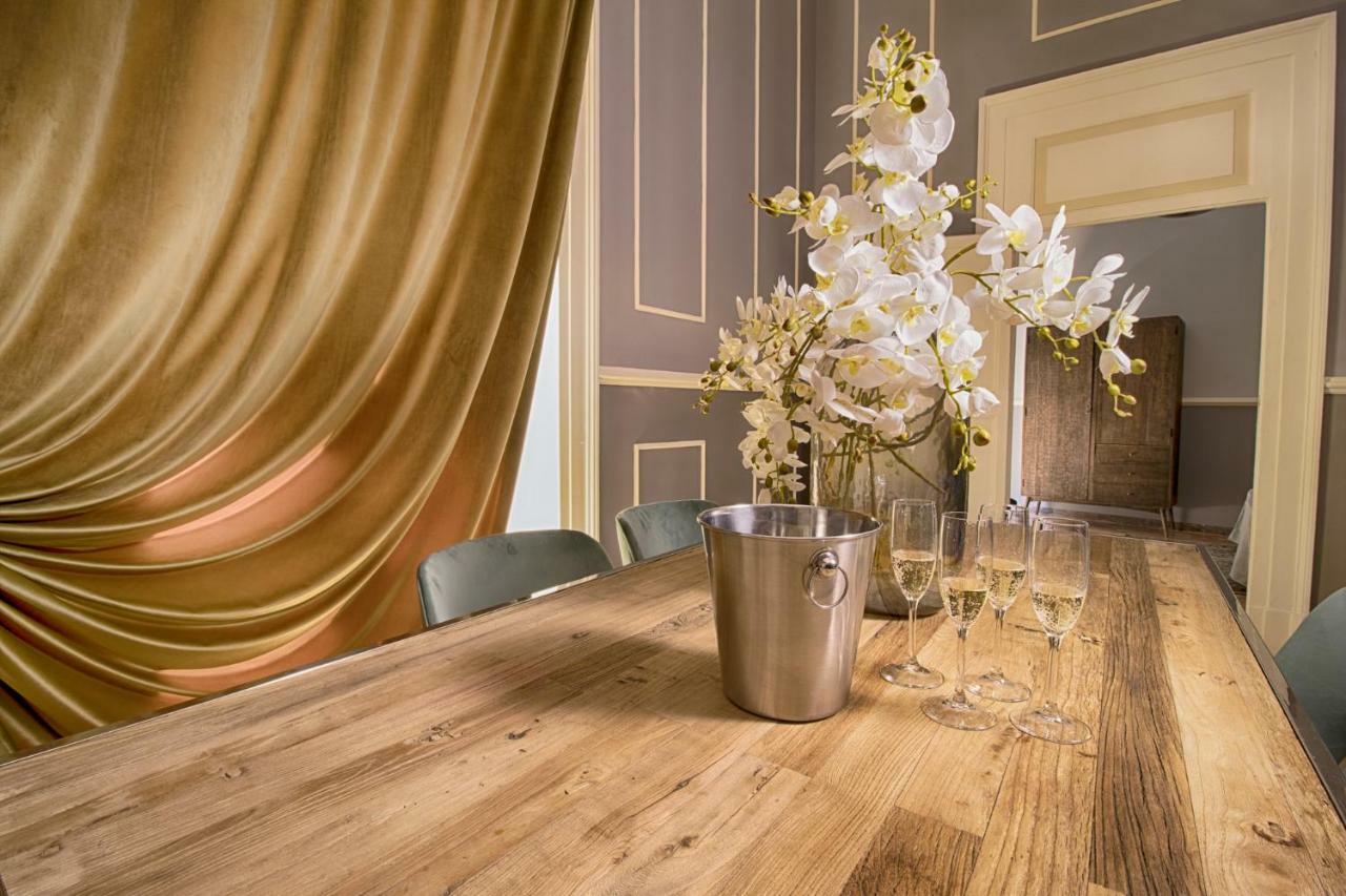 Palazzo Forleo Luxury Apartment - Treb Collection Lecce Exterior foto
